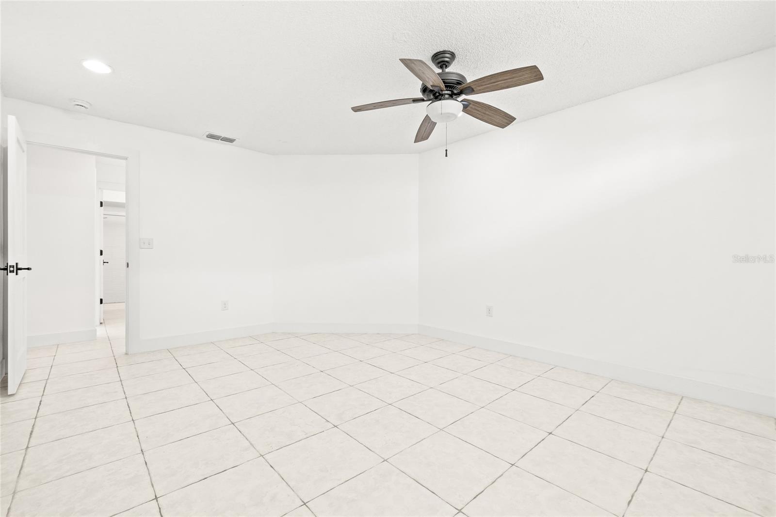 GULF HARBORS WOODLANDS - Residential