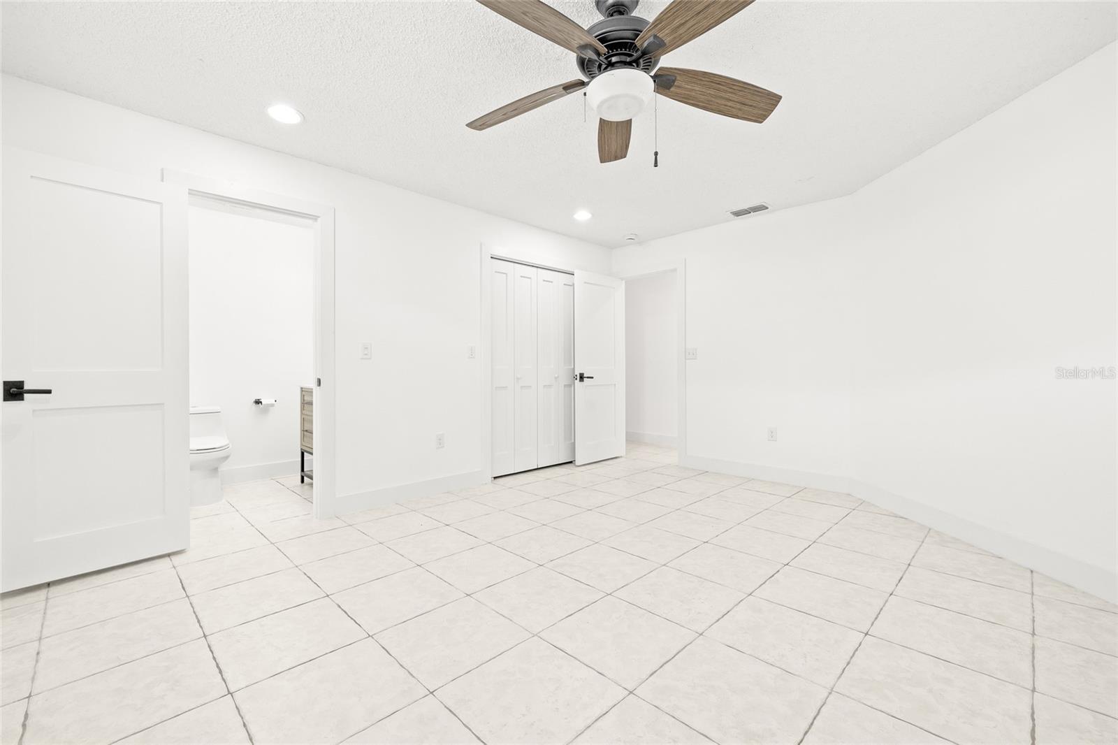 GULF HARBORS WOODLANDS - Residential