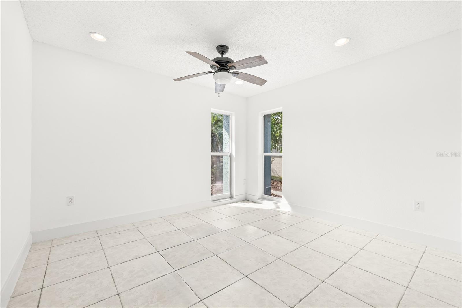 GULF HARBORS WOODLANDS - Residential