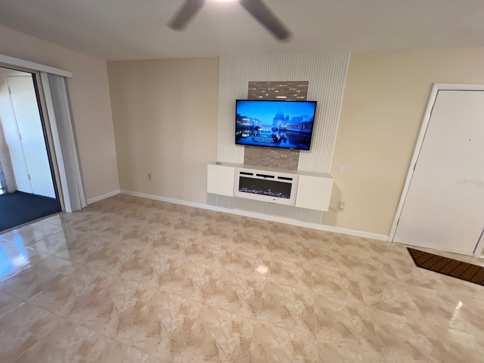 WHISPER LAKE A CONDO - Residential