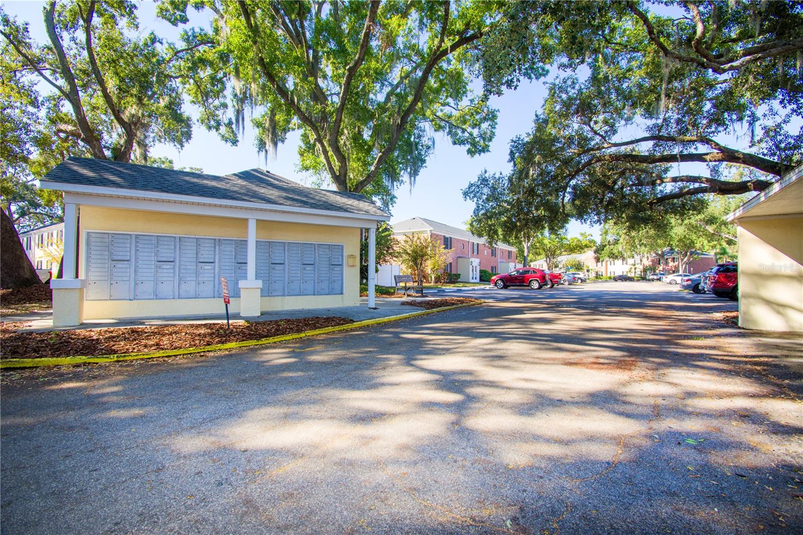 WHISPERING OAKS - Residential Lease