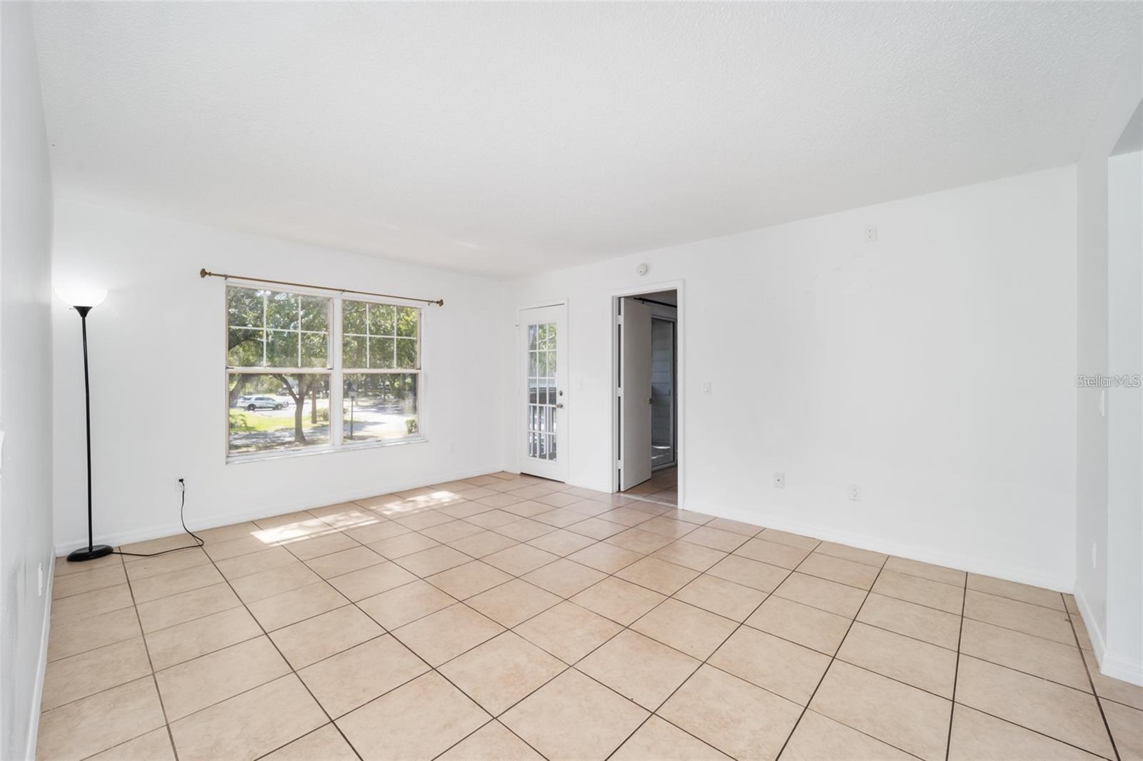 8202 FAIRWAYS CIRCLE B202