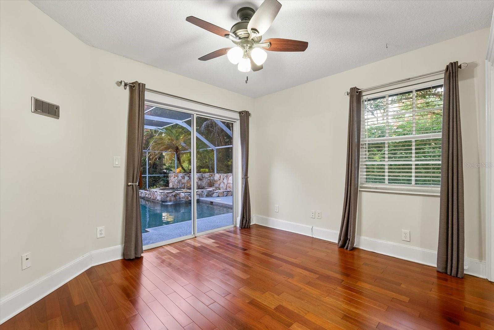 PINNACLE AT COBBS LANDING - Residential