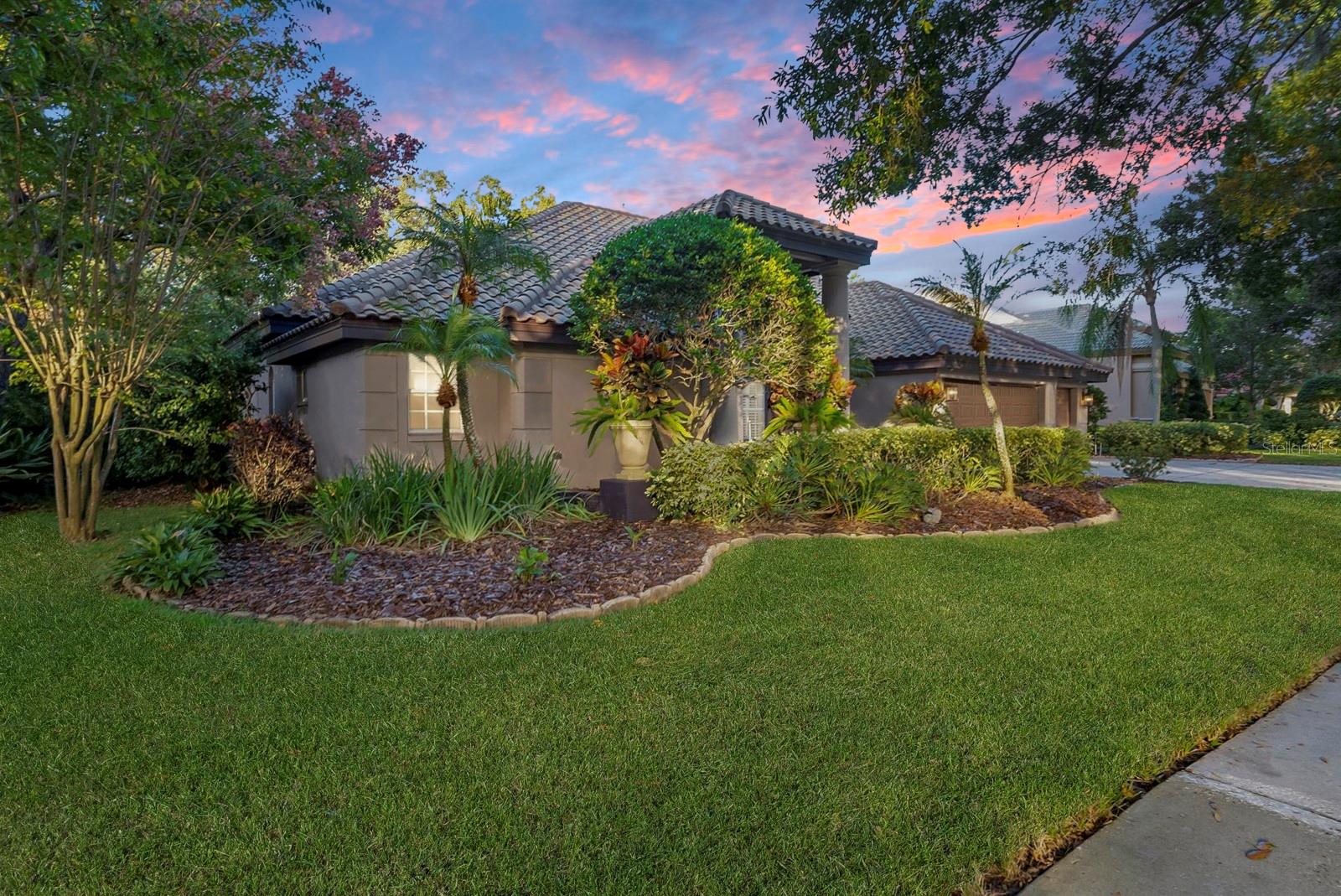 PINNACLE AT COBBS LANDING - Residential