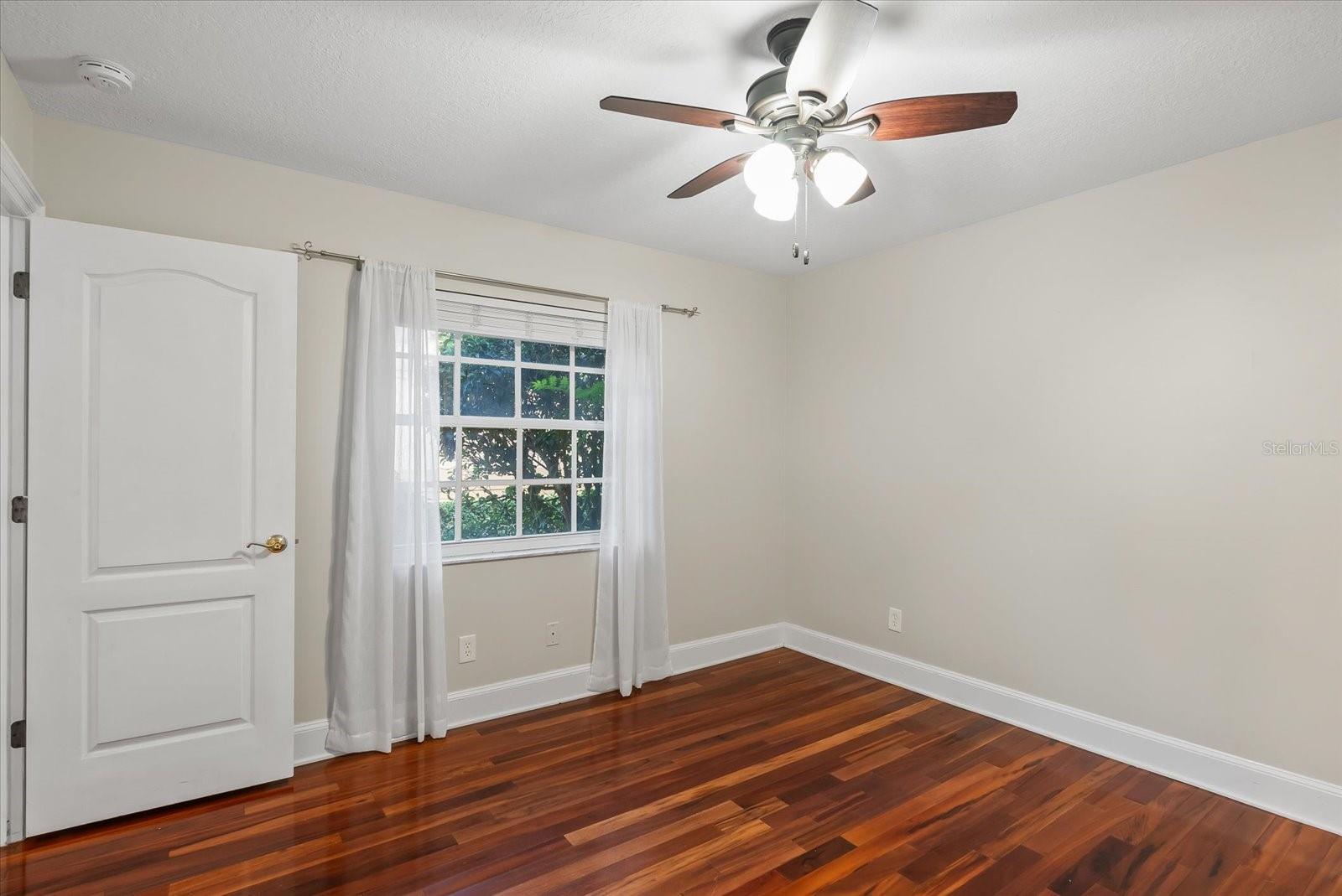 PINNACLE AT COBBS LANDING - Residential