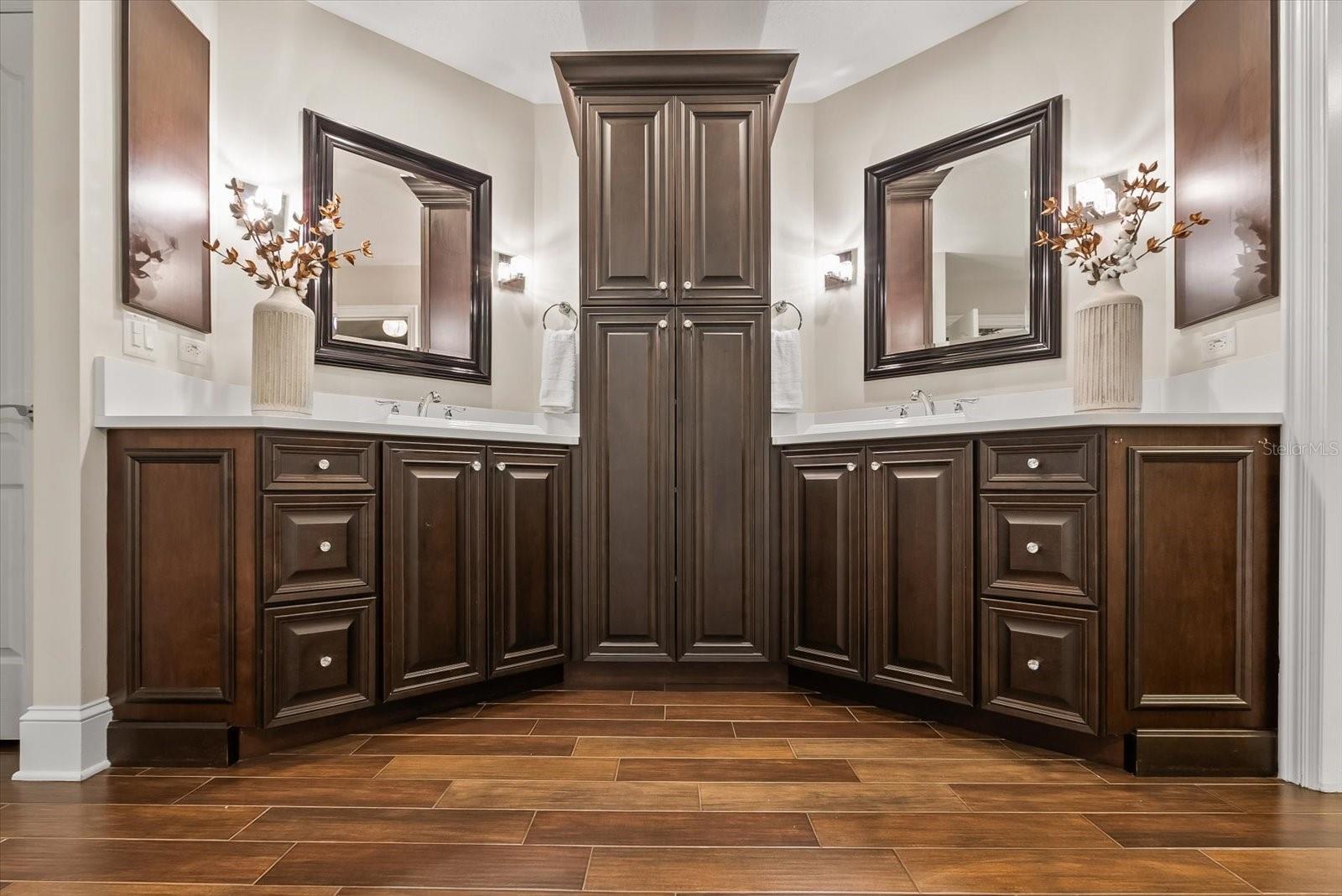 PINNACLE AT COBBS LANDING - Residential