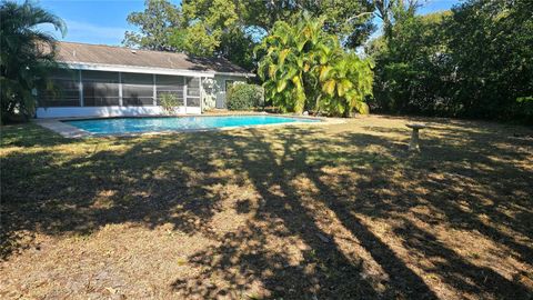 A home in LONGWOOD