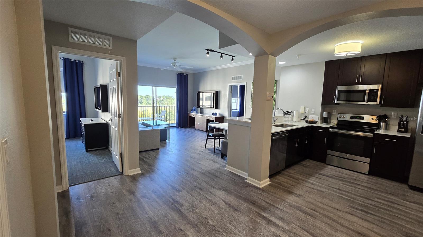 GROVE RESIDENCE & SPA HOTEL CONDO I - Residential