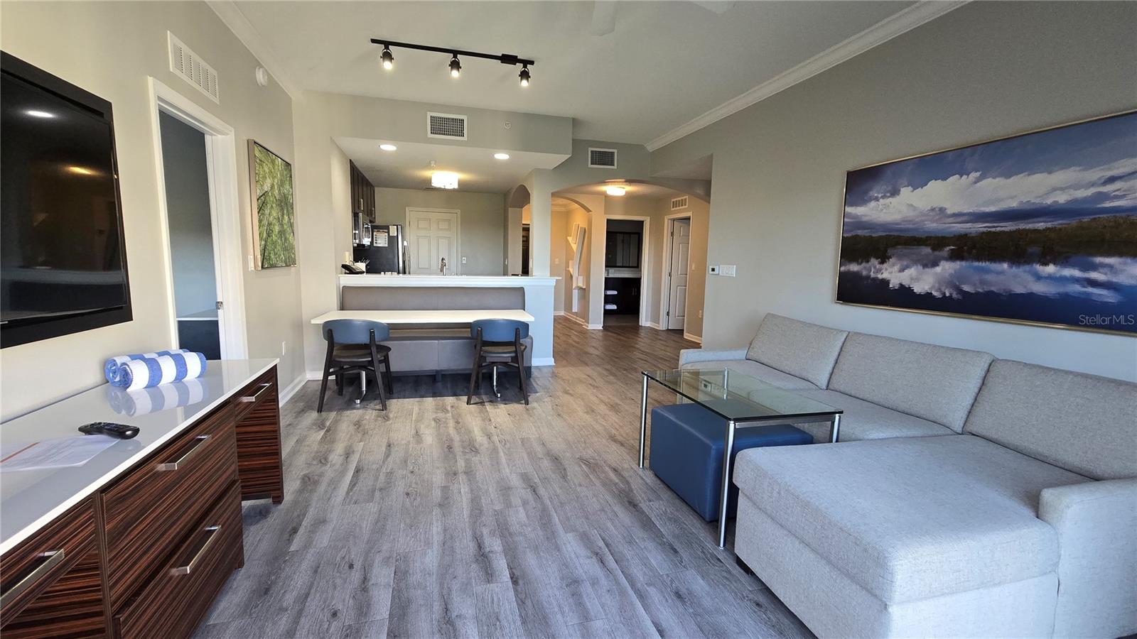 GROVE RESIDENCE & SPA HOTEL CONDO I - Residential