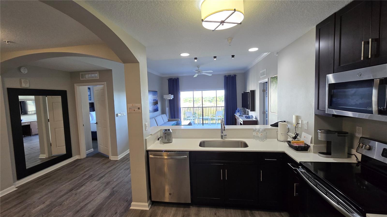 GROVE RESIDENCE & SPA HOTEL CONDO I - Residential