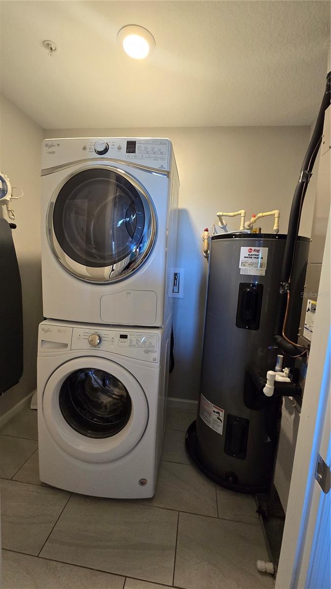 GROVE RESIDENCE & SPA HOTEL CONDO I - Residential