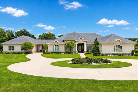 Photo of 9389 SW 14th Avenue, Ocala, FL 34476 (MLS # OM717339)
