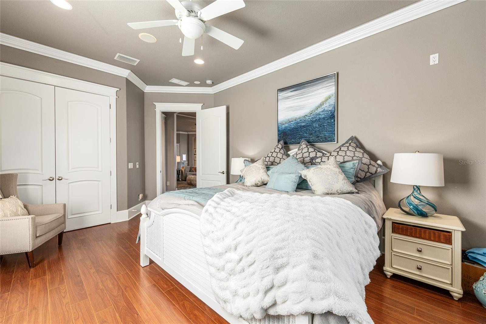 SPRING GROVE - Residential