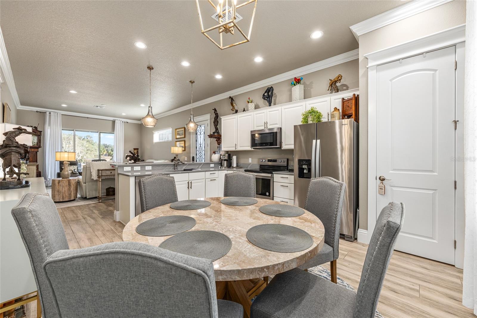 SPRING GROVE - Residential