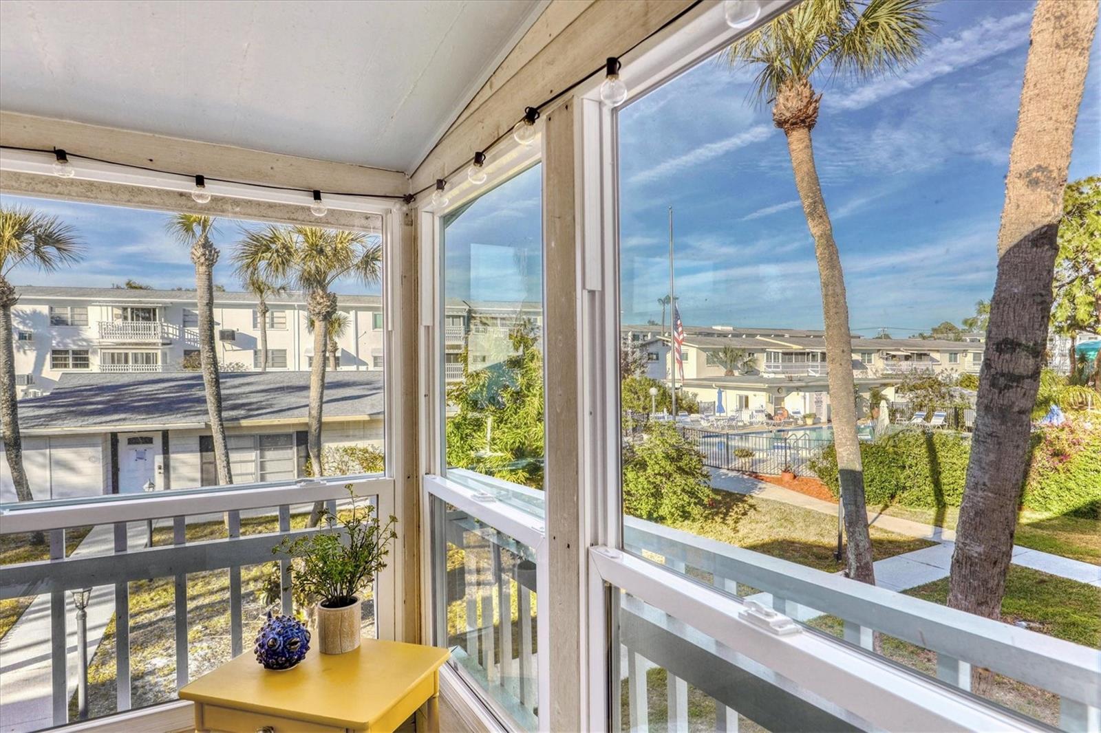 BAYSHORE GARDENS APTS 6 - Residential