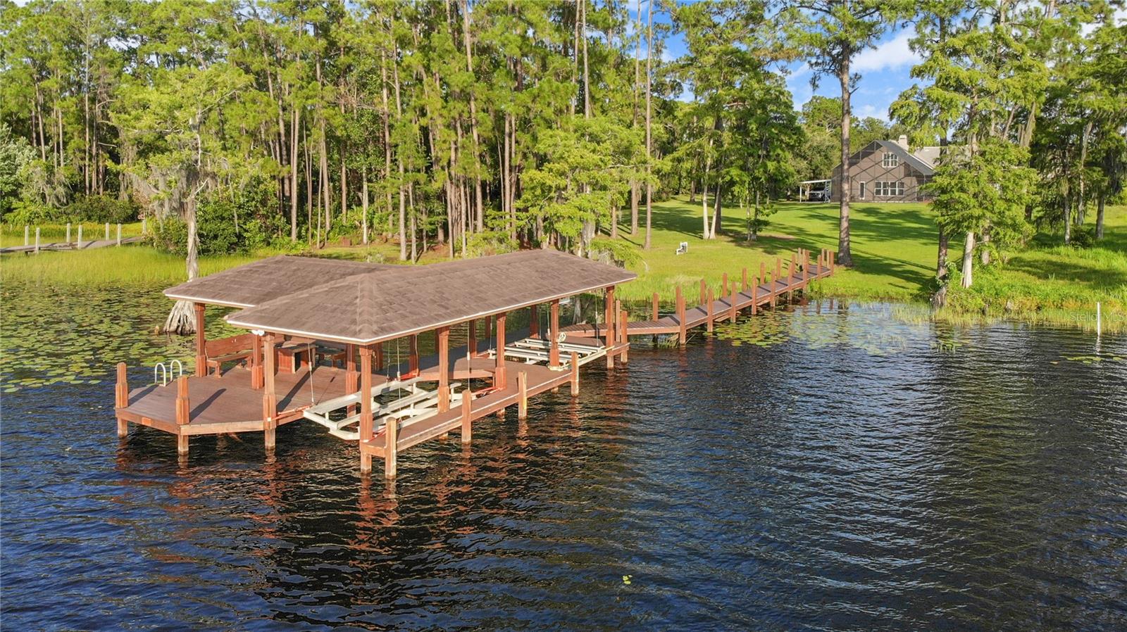 LAKE WHIPPOORWILL - Residential