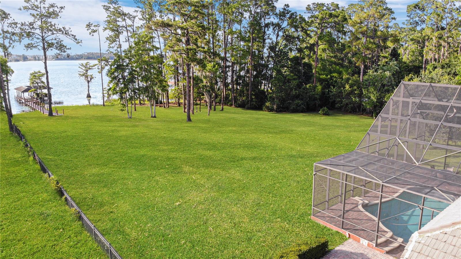 LAKE WHIPPOORWILL - Residential