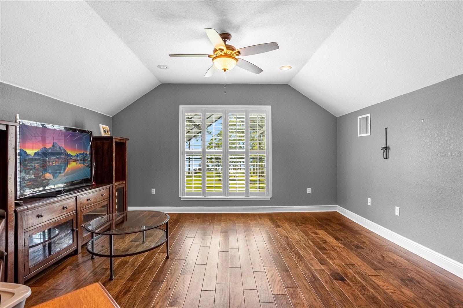 LAKE WHIPPOORWILL - Residential