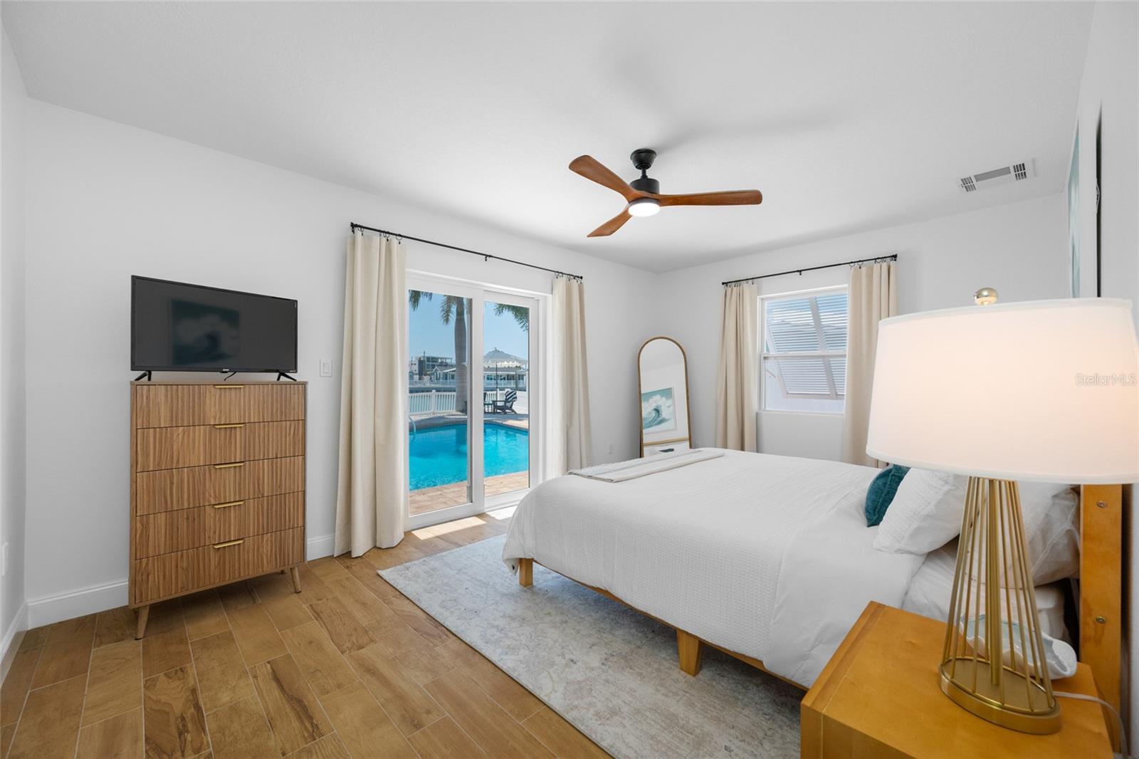 SOUTH CSWY ISLE 2ND ADD - Residential