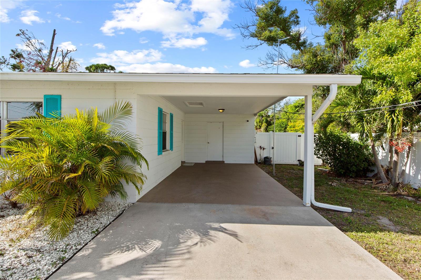 ENGLEWOOD GARDENS - Residential