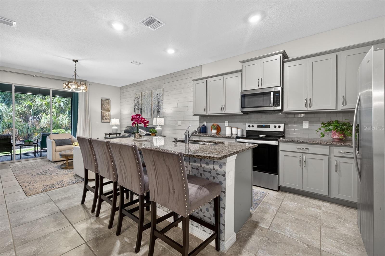 BAY LANDING - Residential