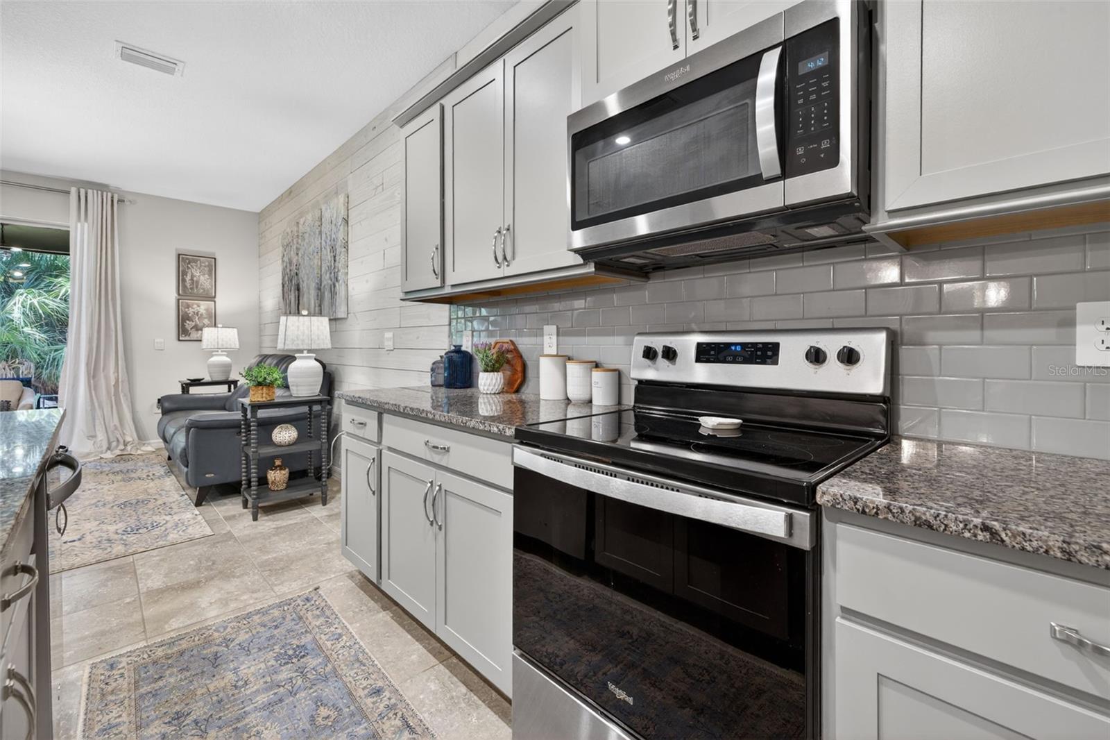 BAY LANDING - Residential