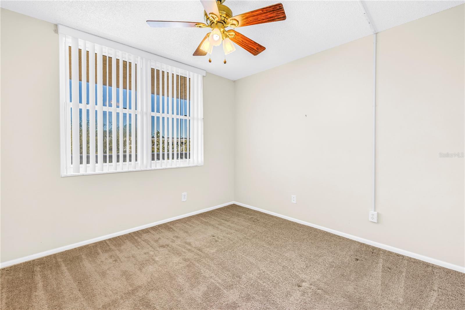 WINSTON PARK NORTHEAST - Residential