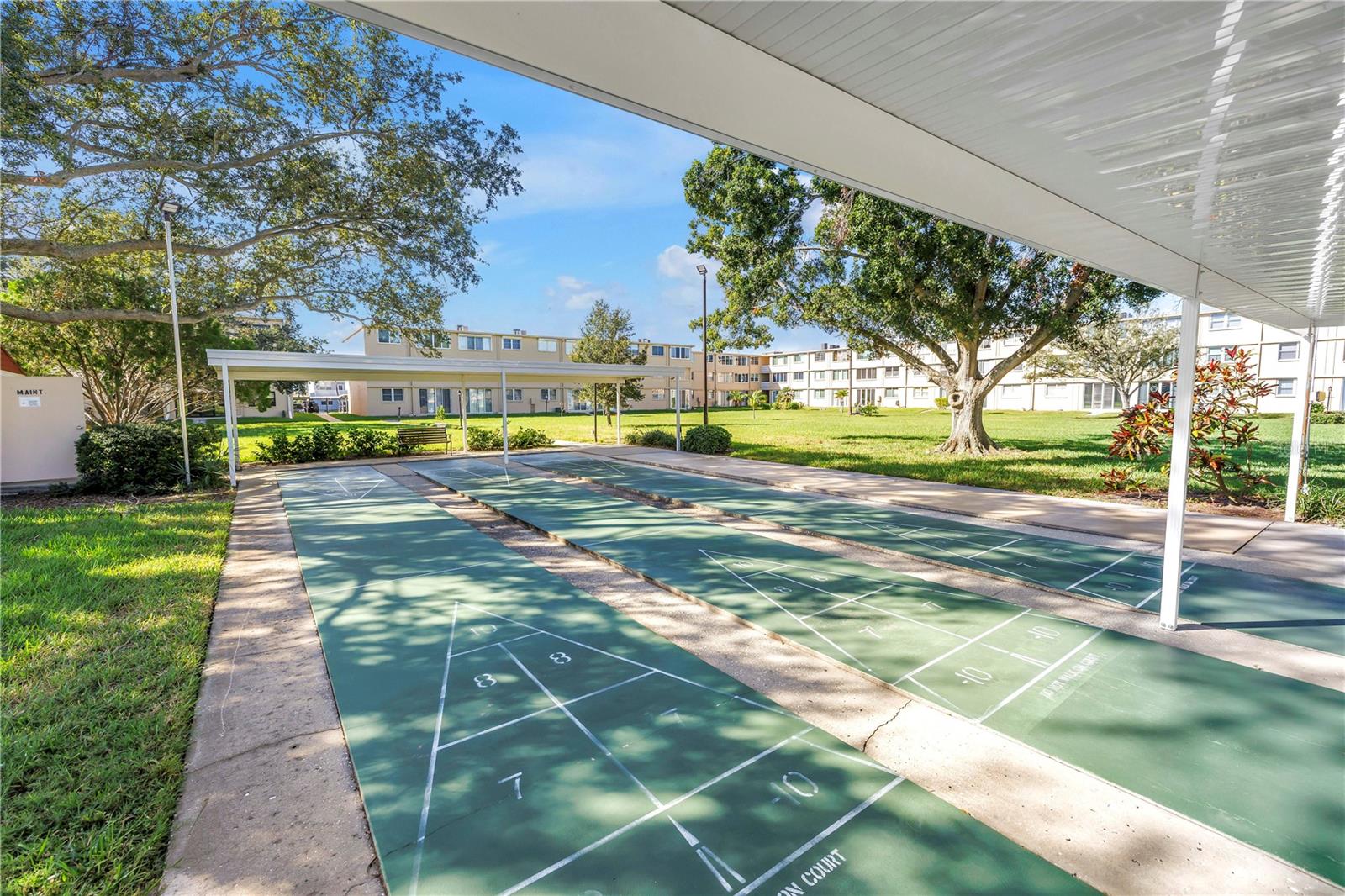 WINSTON PARK NORTHEAST - Residential