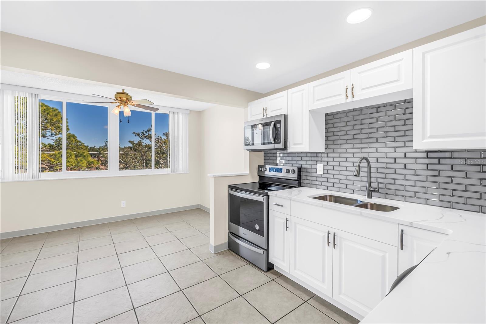 WINSTON PARK NORTHEAST - Residential