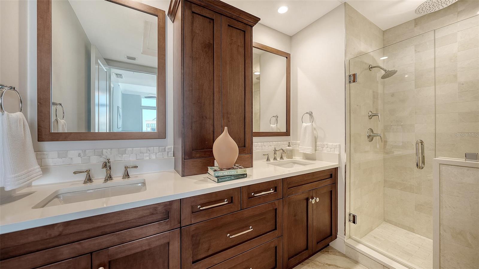 1350 MAIN RESIDENTIAL - Residential