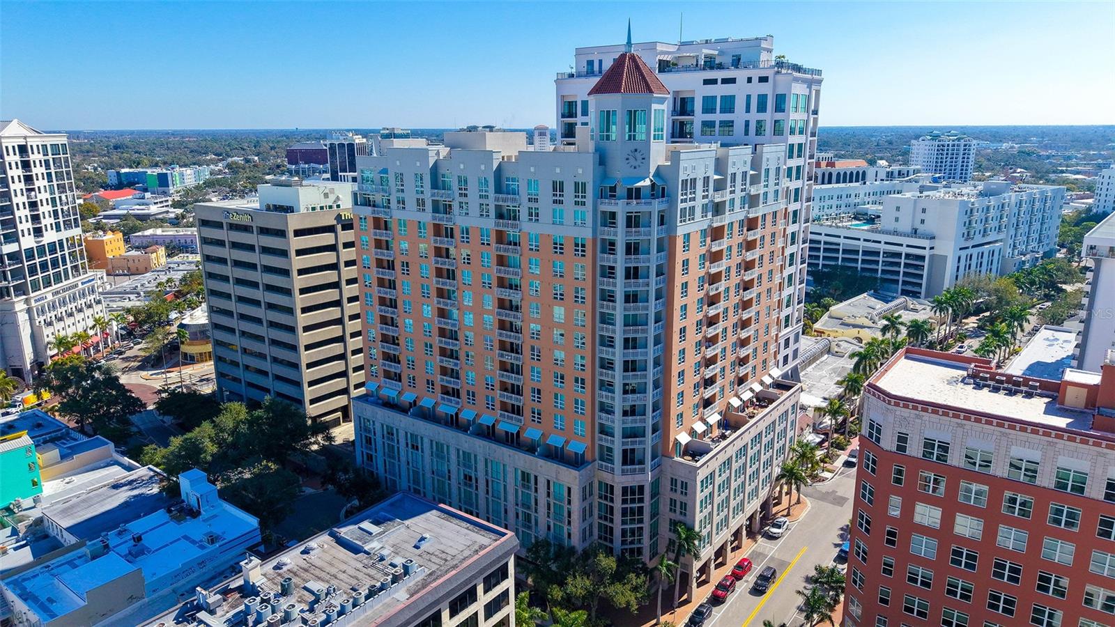 1350 MAIN RESIDENTIAL - Residential