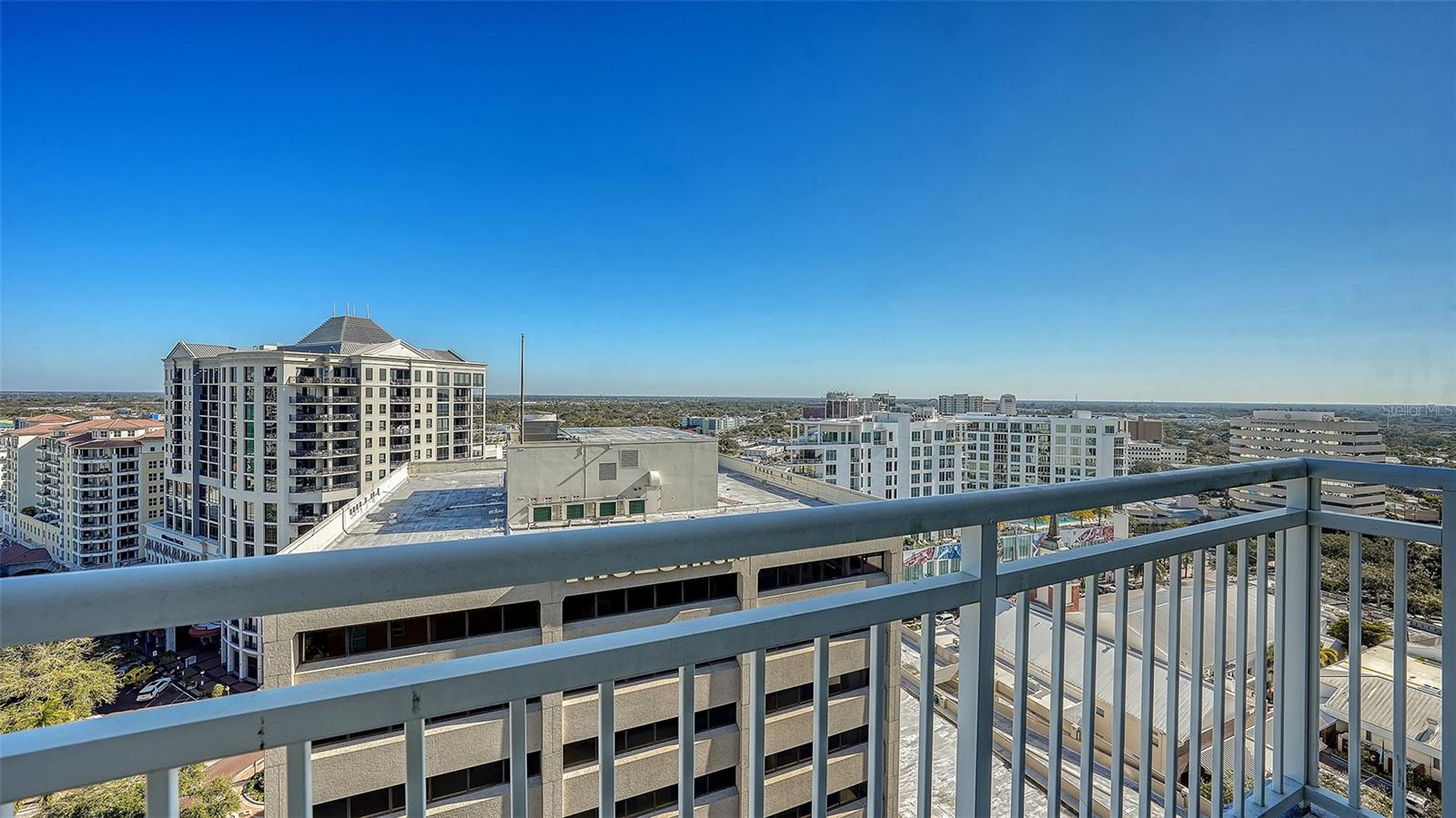 1350 MAIN RESIDENTIAL - Residential