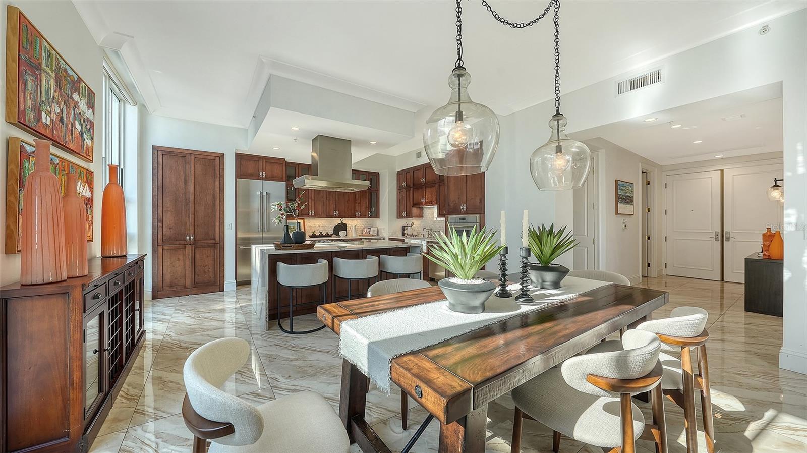 1350 MAIN STREET PH-1701