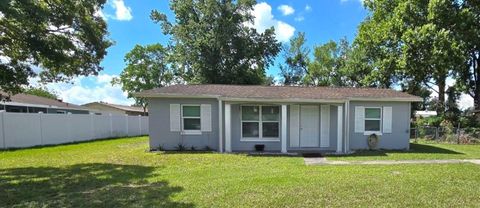 Tiny photo for 14213 SW 43rd Court Road, Ocala, FL 34473 (MLS # OM725004)