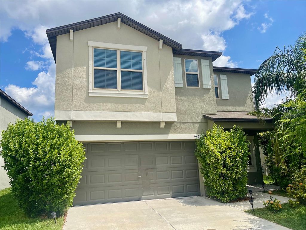 Photo of 9520 Lemon Drop Loop, Sun City Center, FL 33573 (MLS # TB8390522)