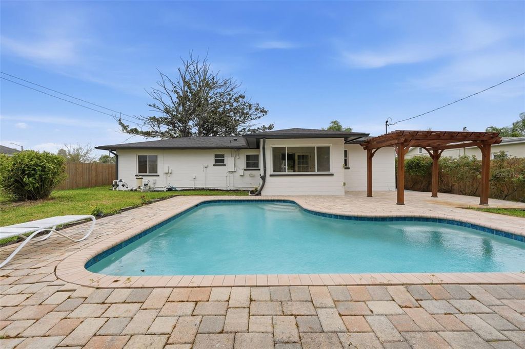 Photo of 5347 30th Avenue N, St Petersburg, FL 33710 (MLS # TB8483922)