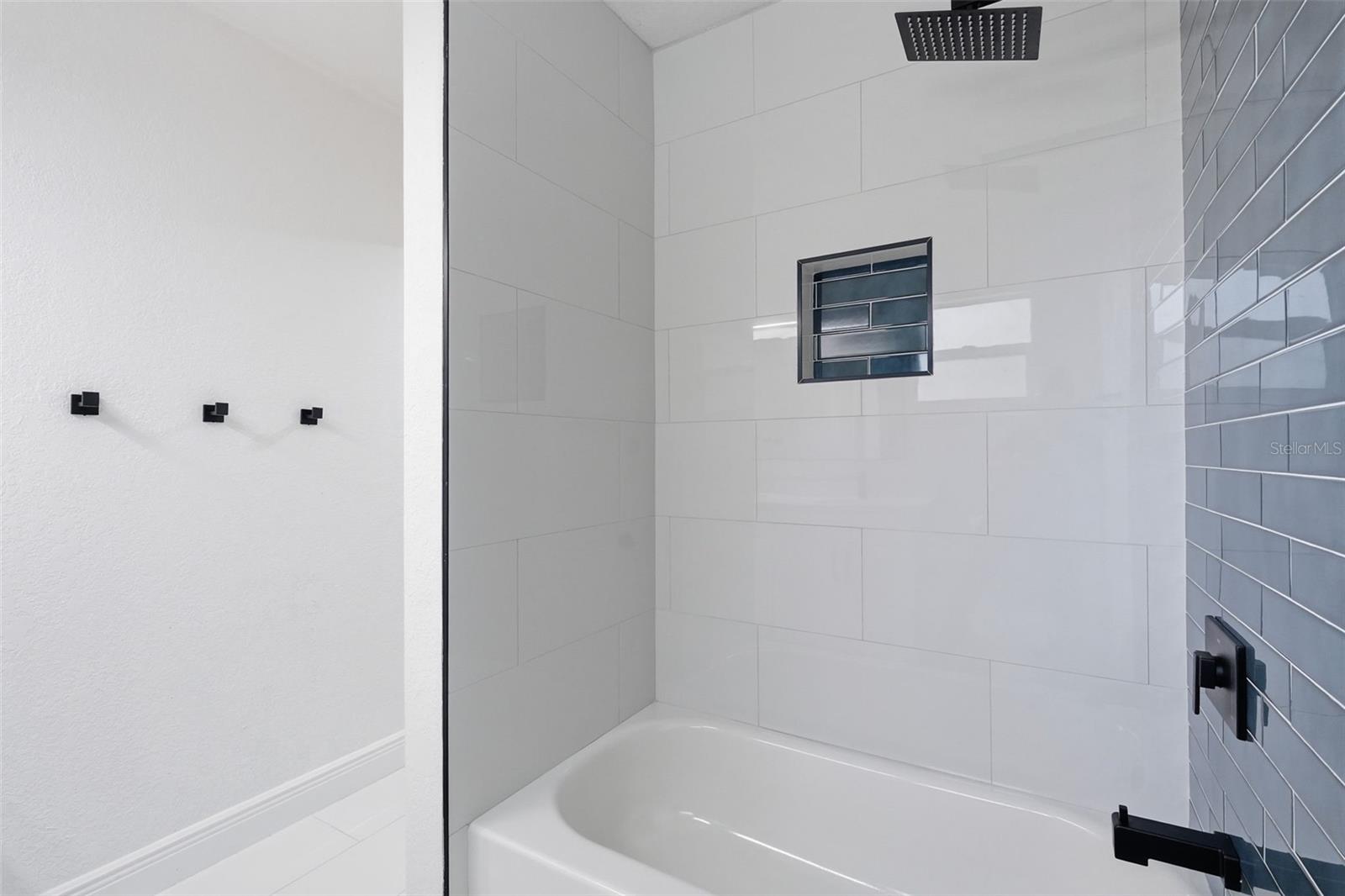 BRENTWOOD HEIGHTS - Residential