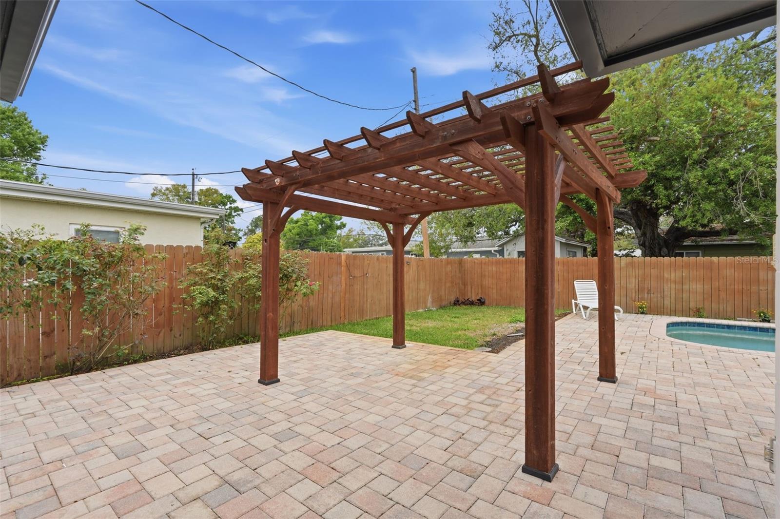 BRENTWOOD HEIGHTS - Residential