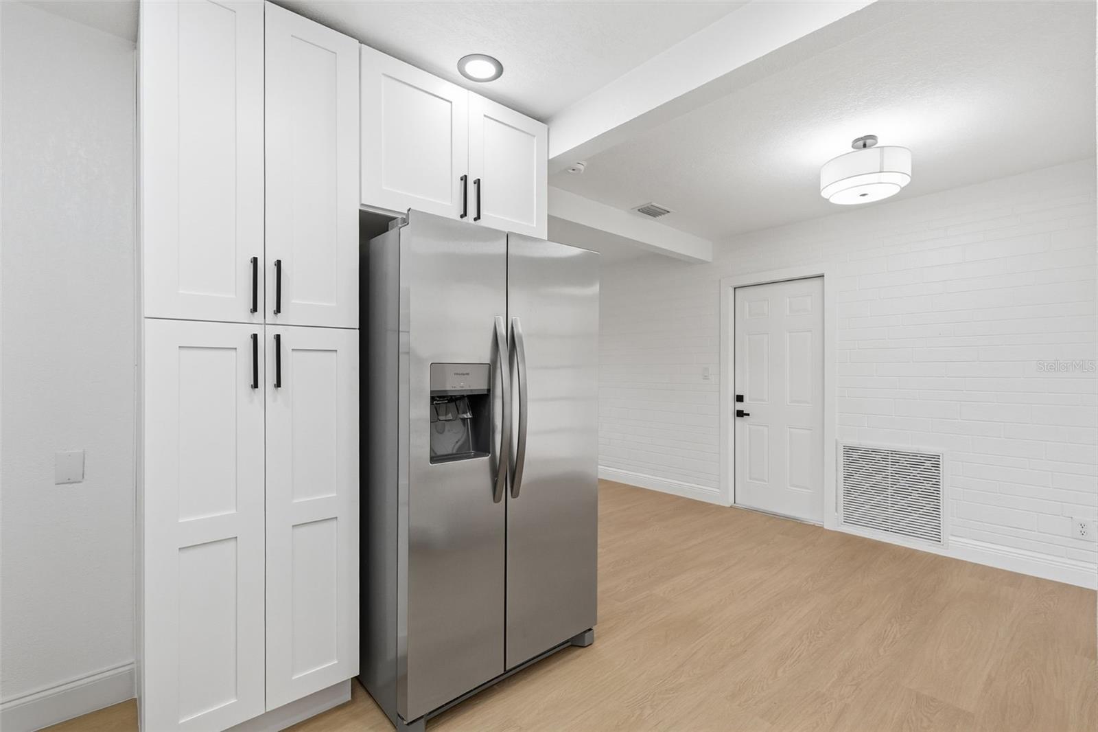 BRENTWOOD HEIGHTS - Residential