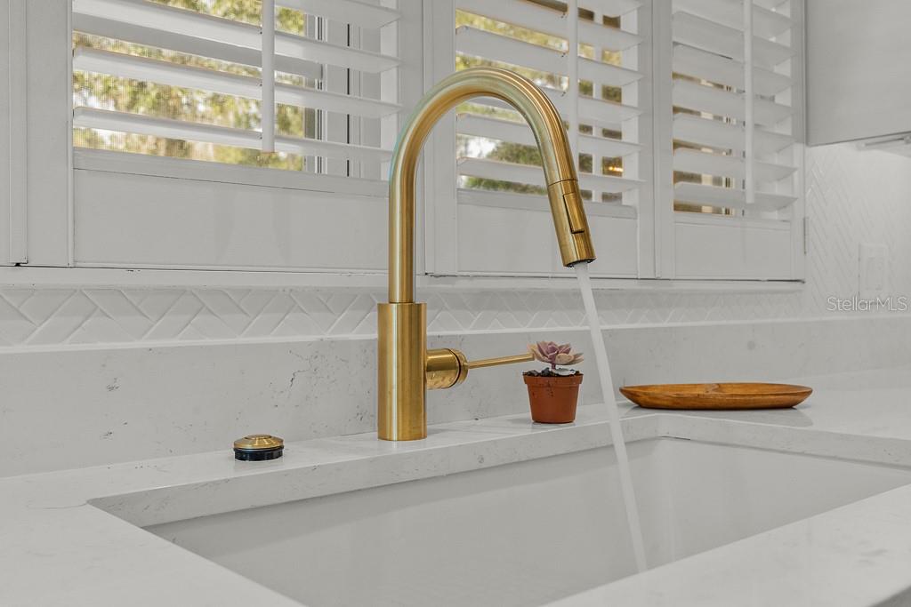 SWEETWATER COUNTRY CLUB - Residential Lease