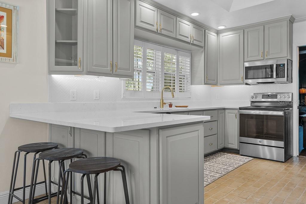 SWEETWATER COUNTRY CLUB - Residential Lease