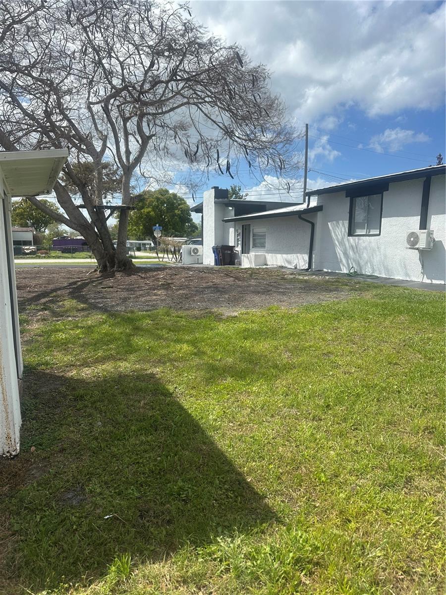 MONTAGUES VILLAGE UNIT 1 - Residential