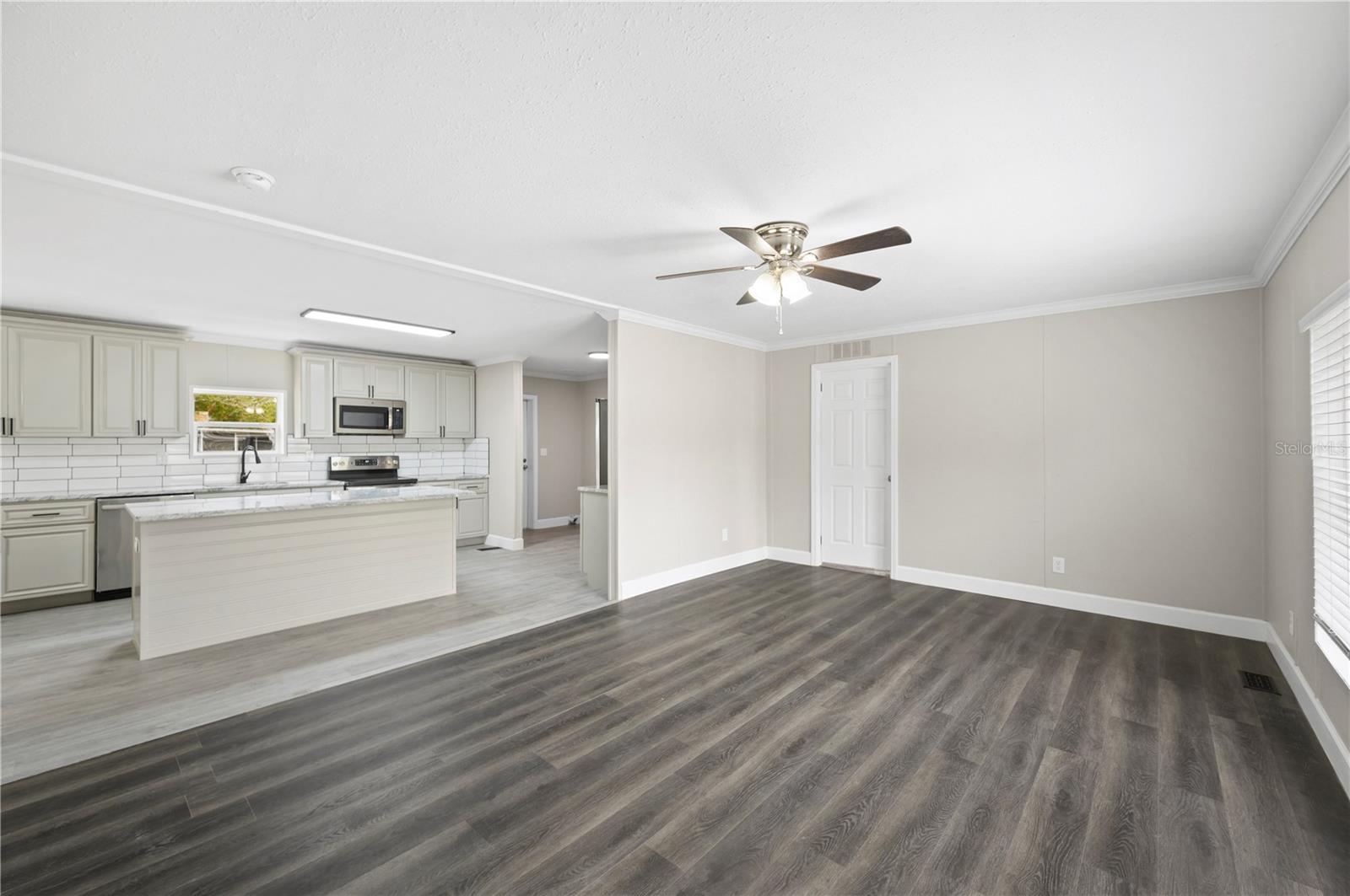 3046 CRYSTAL HILLS DRIVE