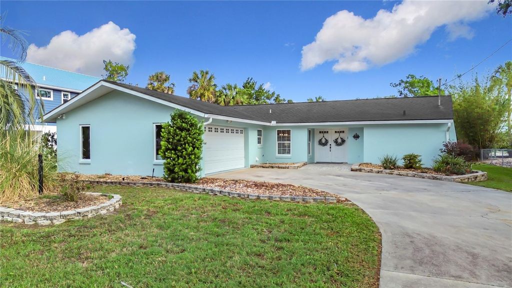 Photo of 1851 NW 18th Street, Crystal River, FL 34428 (MLS # TB8496487)