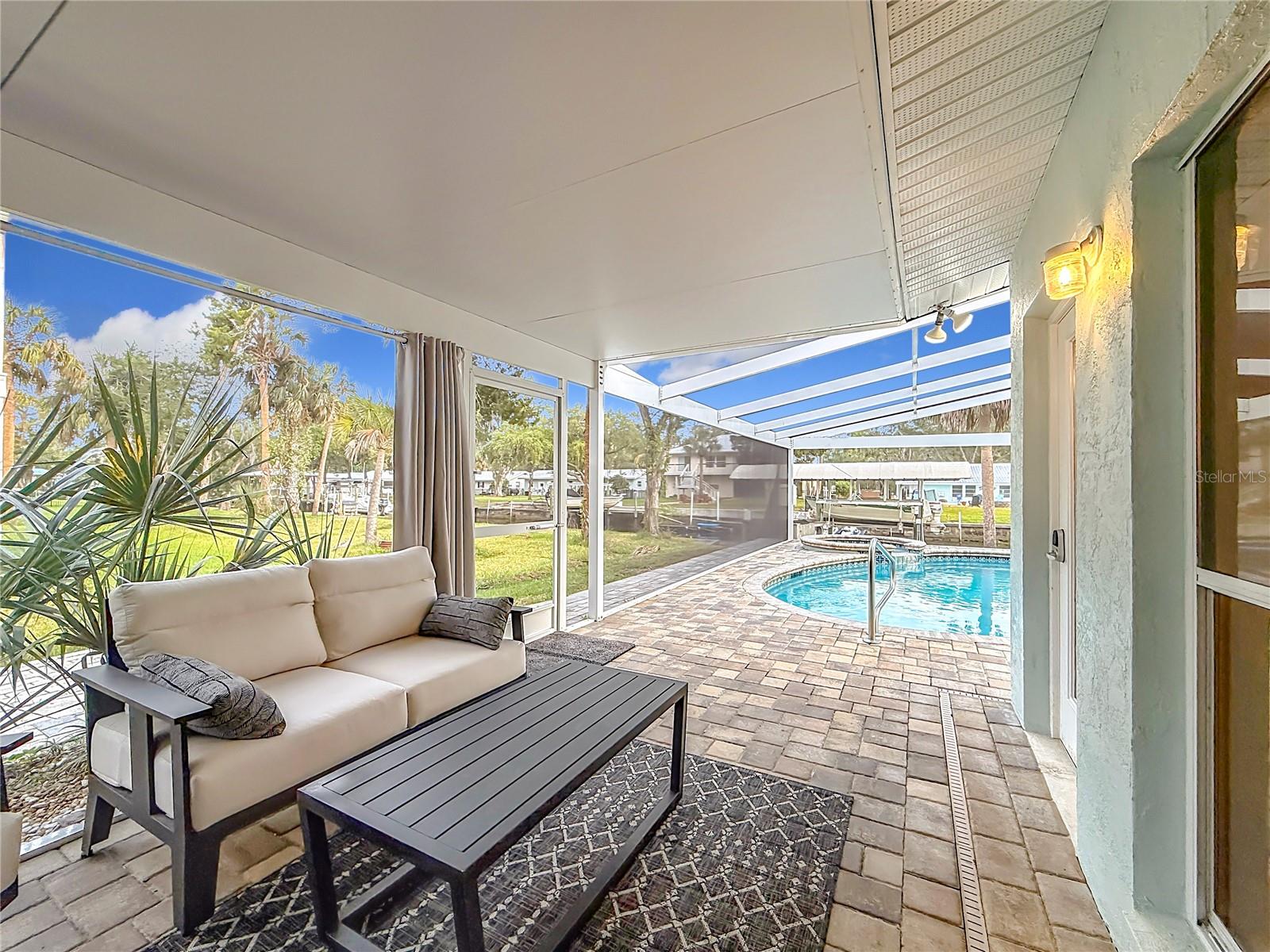 WOODLAND ESTATES UNIT 02 - Residential