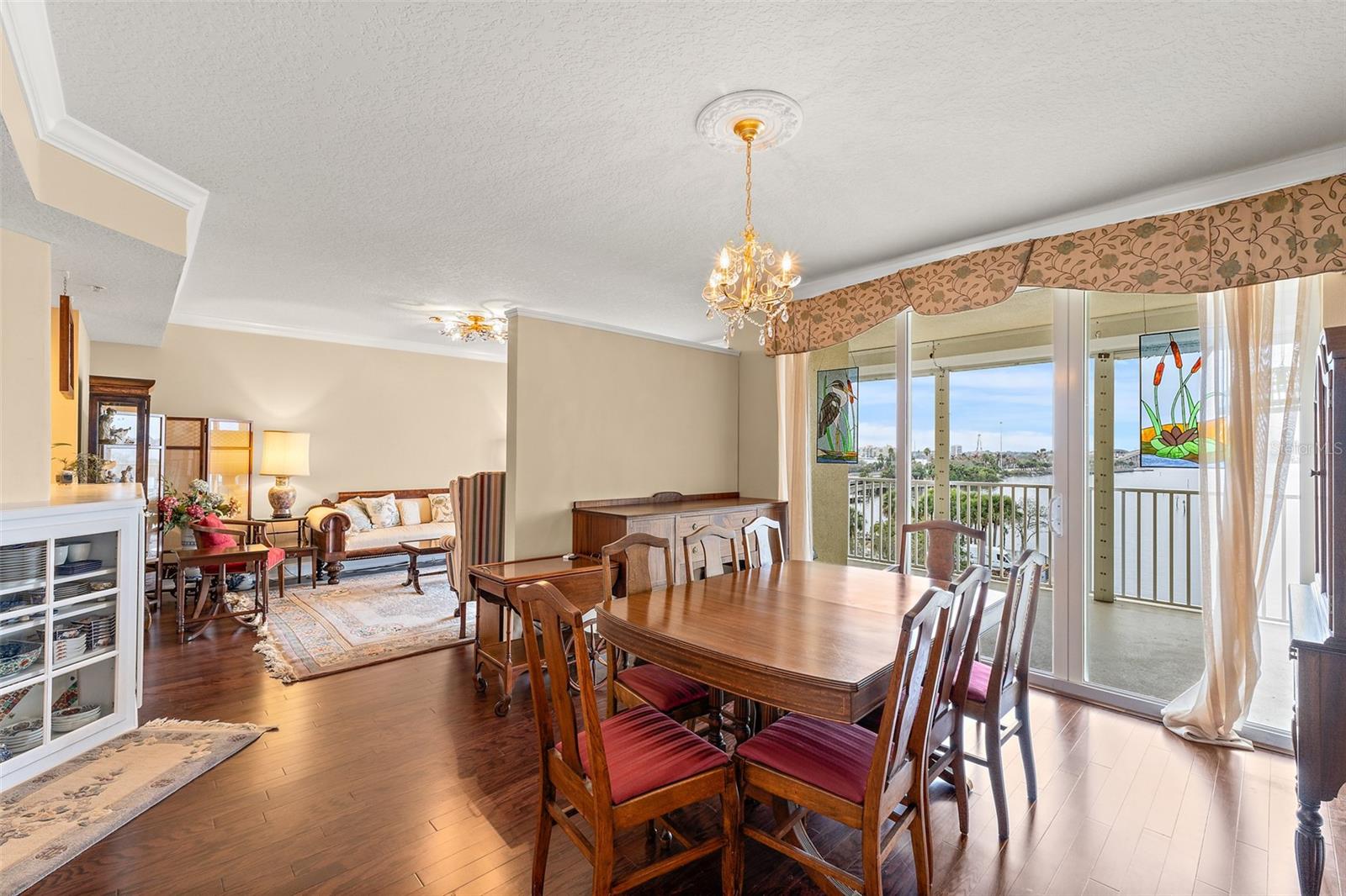 ISLAND POINTE A CONDO - Residential