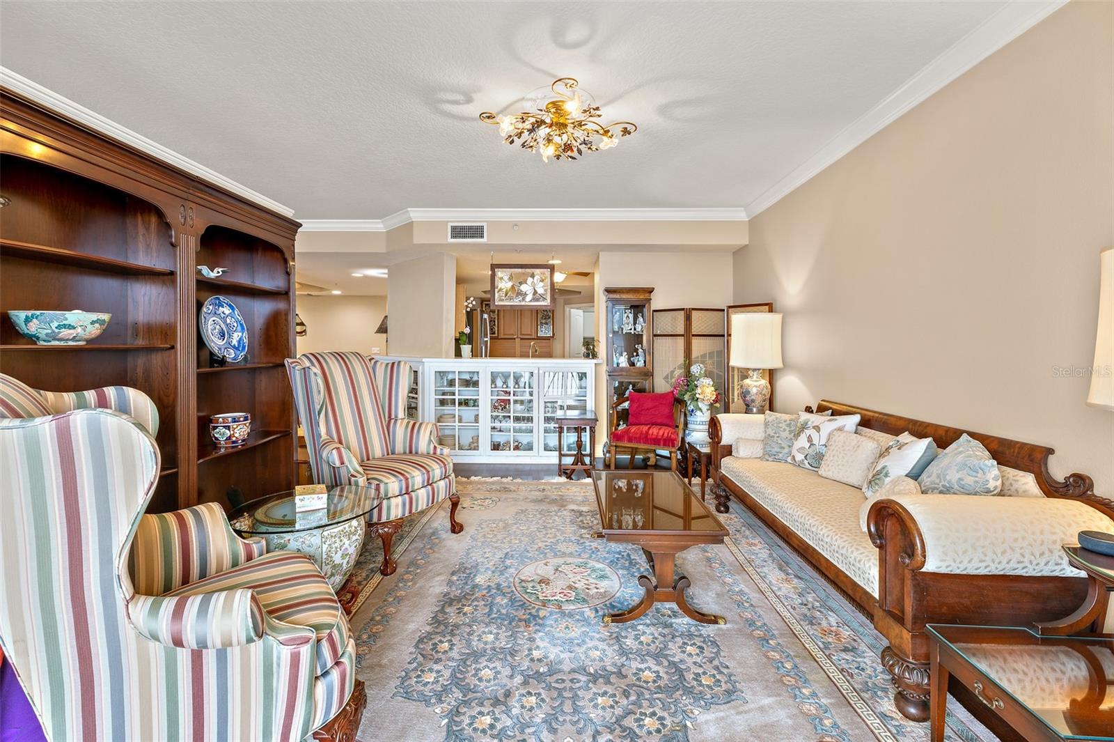 ISLAND POINTE A CONDO - Residential