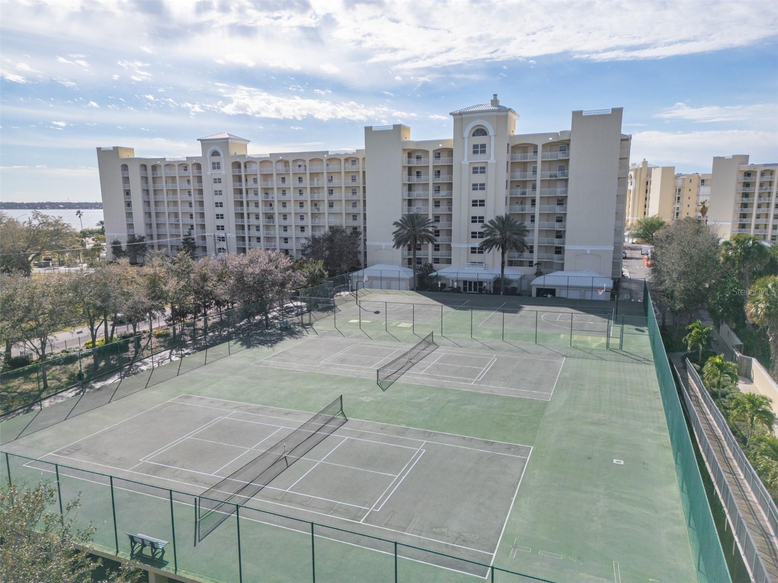 ISLAND POINTE A CONDO - Residential