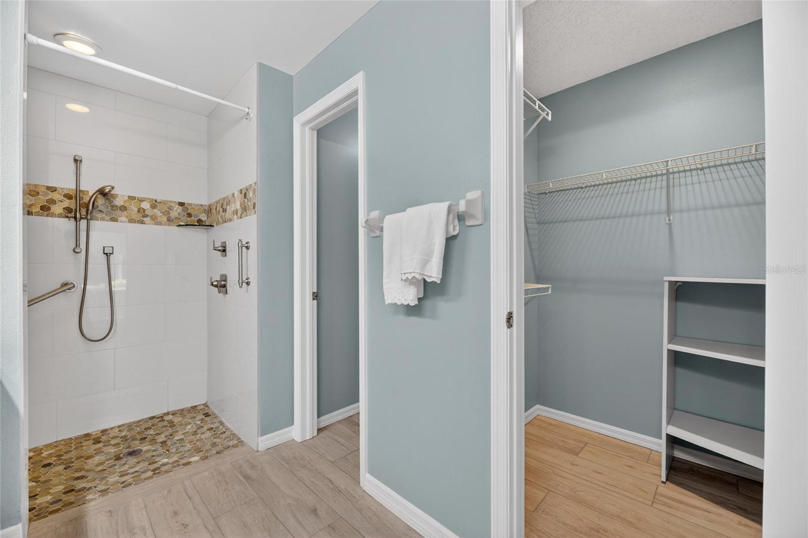 PEBBLE CREEK VILLAGE UNIT 7 - Residential