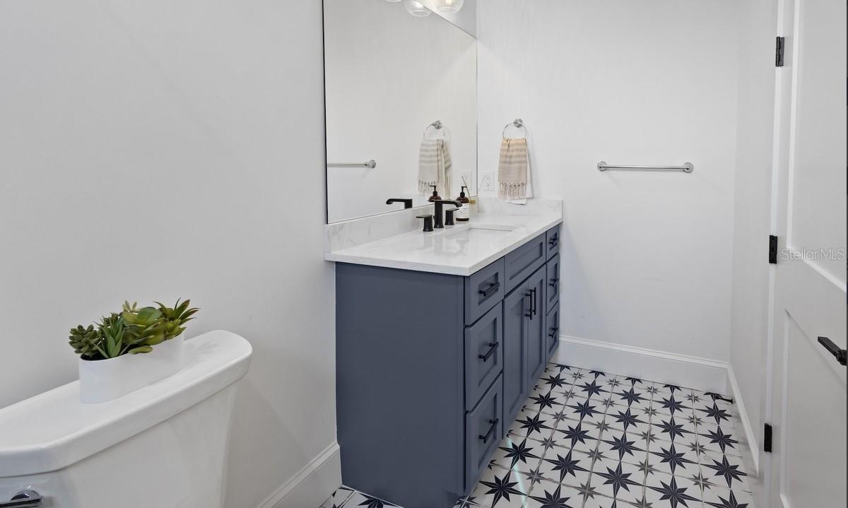 CORRECTED OF AZURE SHORES - Residential